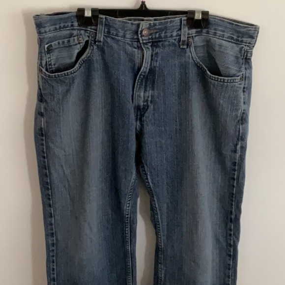 Signature by Levi Strauss Relaxed Blue Jeans with Classic Style - Picture 7 of 10